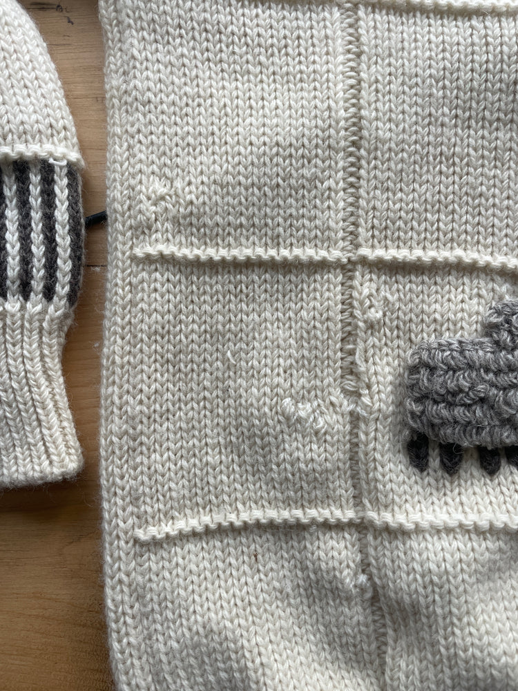 New Zealand Themed Jumper - XL