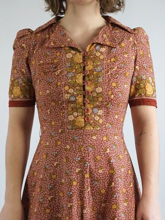 Autumnal Ditsy Floral Mini Dress - S