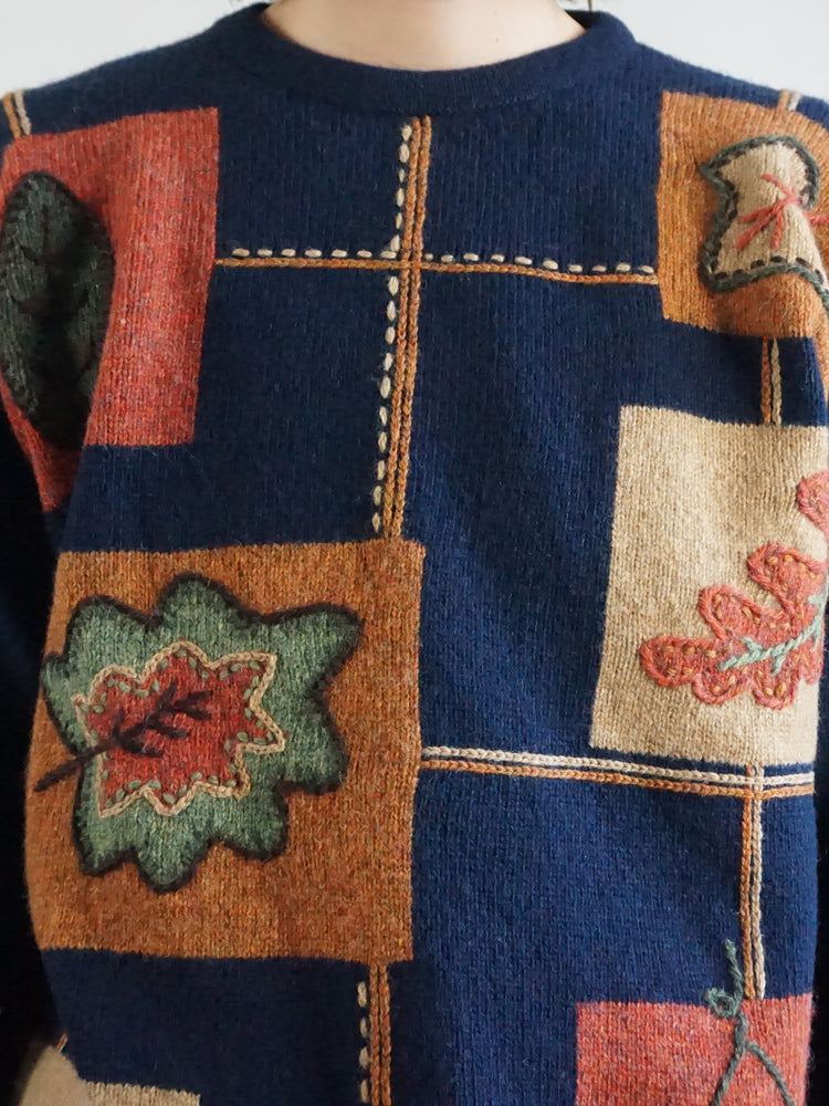 Leaf Embroidered Jumper - L