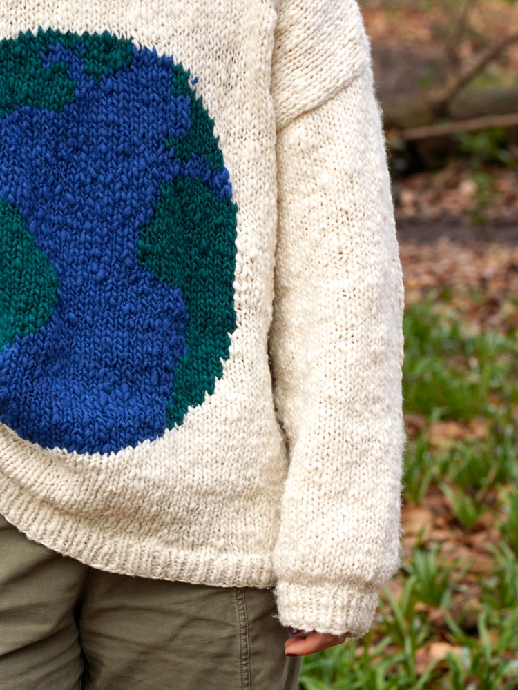 The Earth Jumper - XL