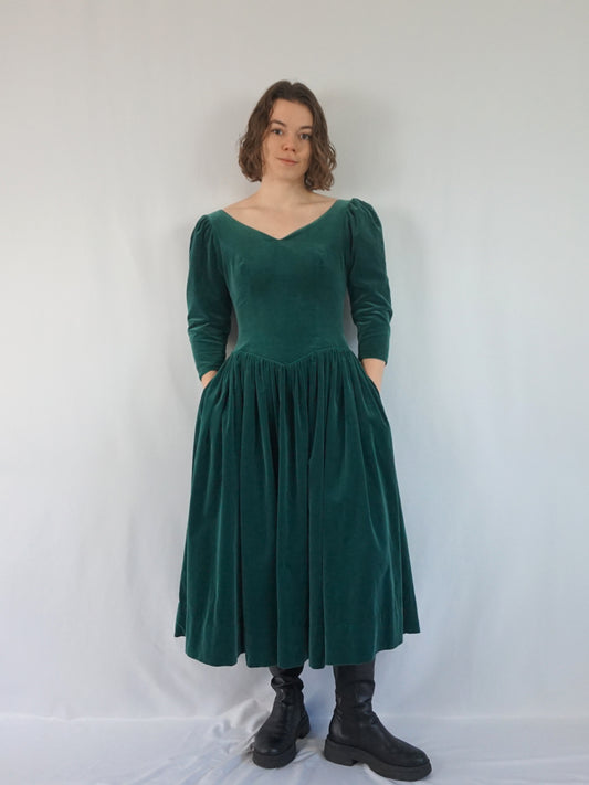 Scoop Back Green Velvet Dress - S