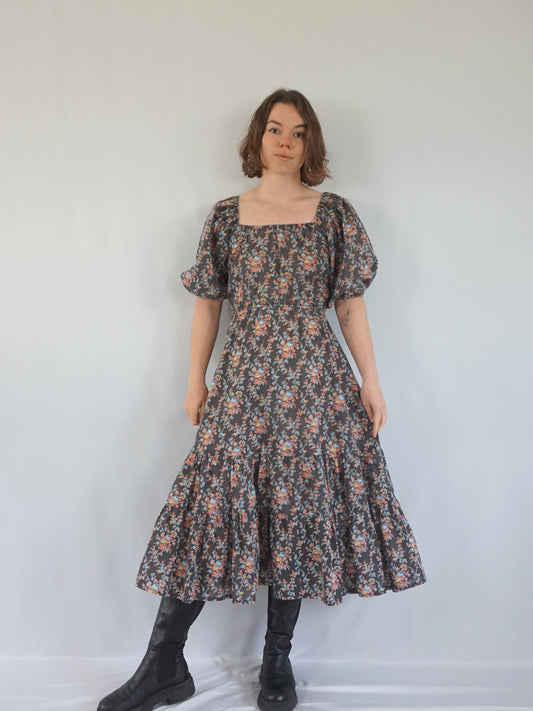 Floral Tiered Midi Dress - S