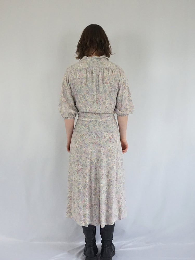 Pastel Floral Midi Dress - M