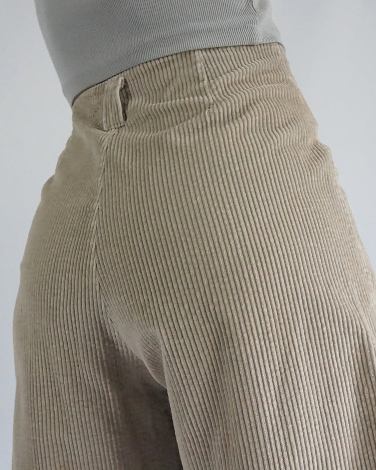 Chunky Corduroy Shorts - 29"