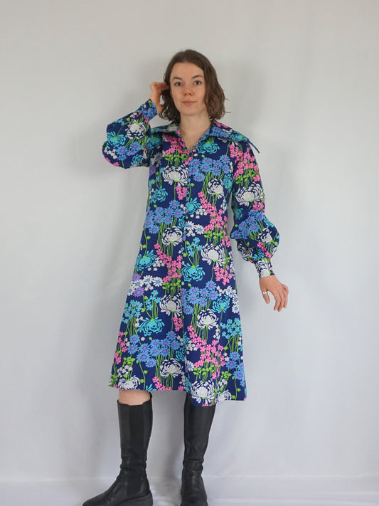 Puff Sleeve Button Down Dress - M