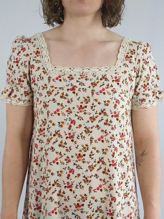 Ditsy Floral Tiered Maxi Dress - S