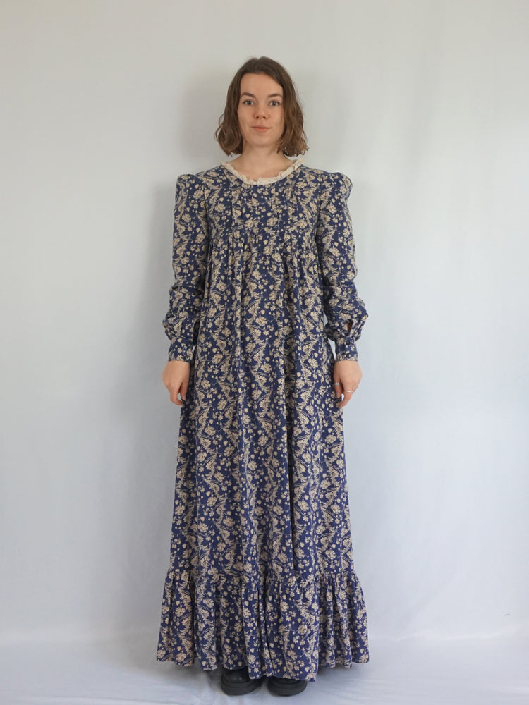 Laura Ashley Smock Style Maxi Dress - XS/S