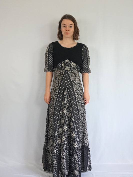 Black and White Cotton Maxi Dress - S