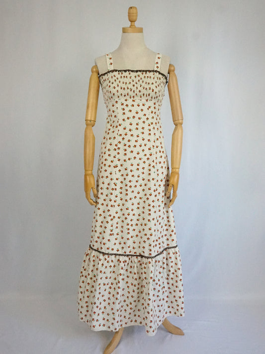 Ditsy Floral Smocked Dress - XS