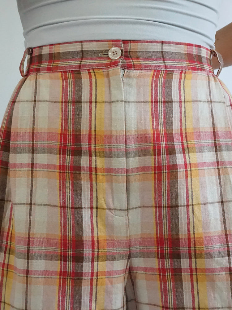 Laura Ashley Linen Shorts - 32"