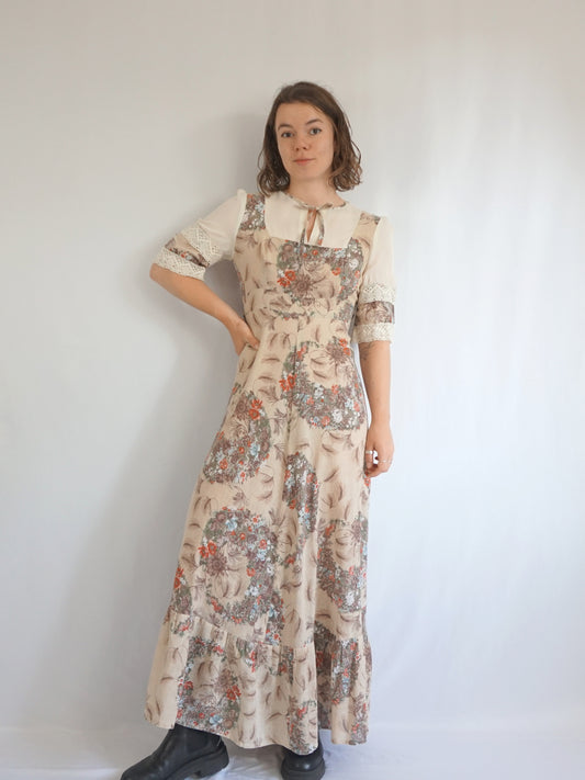 Feather Patterned Maxi Dress - S