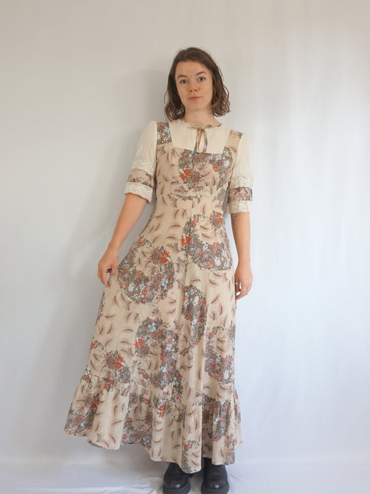 Feather Patterned Maxi Dress - S