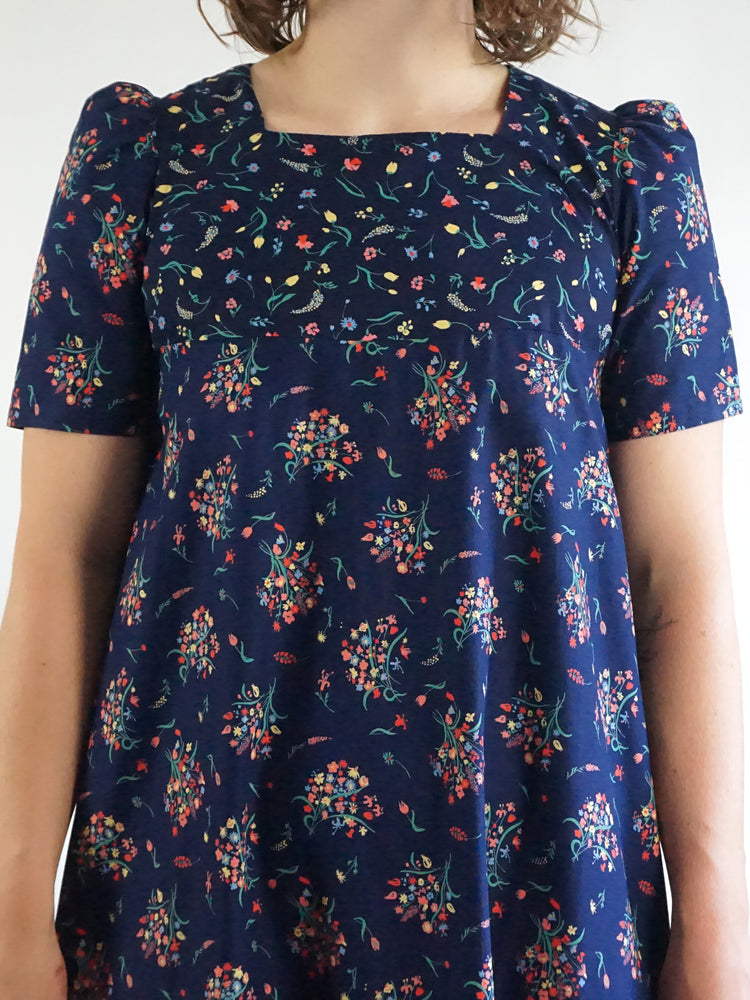 Smock Style Ditsy Floral Dress - S