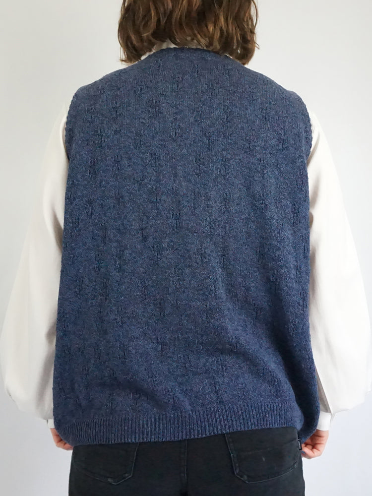 Cottage Scene Vest - L