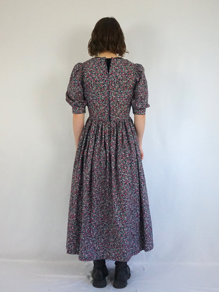 Ditsy Floral Puff Sleeve Dress - S