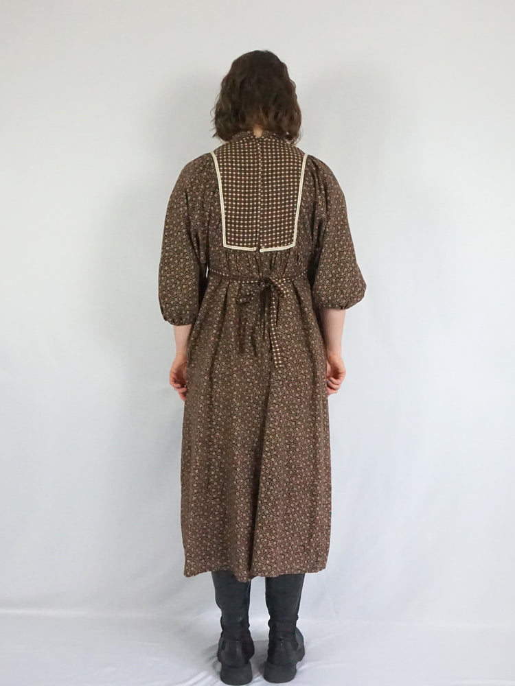 Richard Shops Ditsy Floral Dress - M