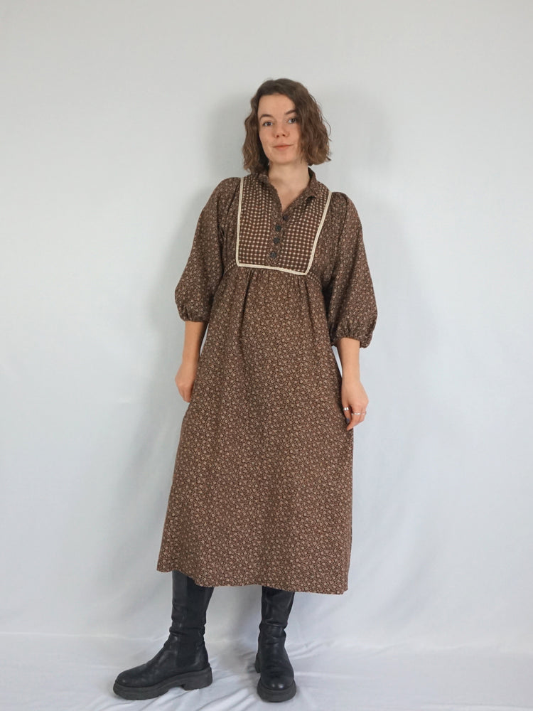 Richard Shops Ditsy Floral Dress - M