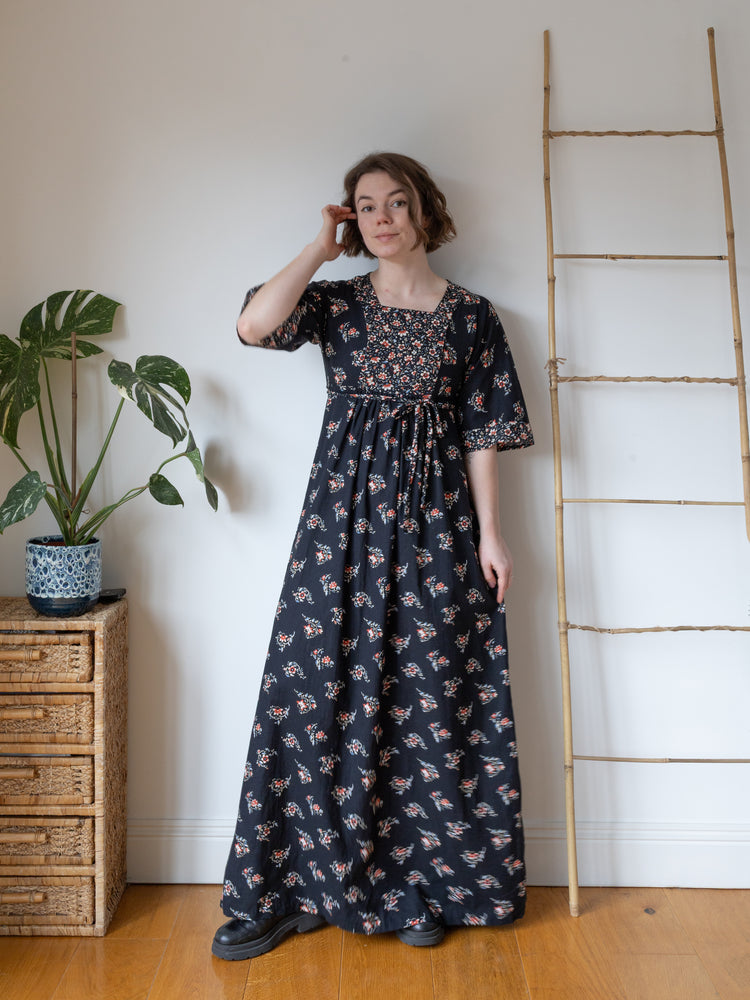 Floral Square Neck Maxi Dress - S