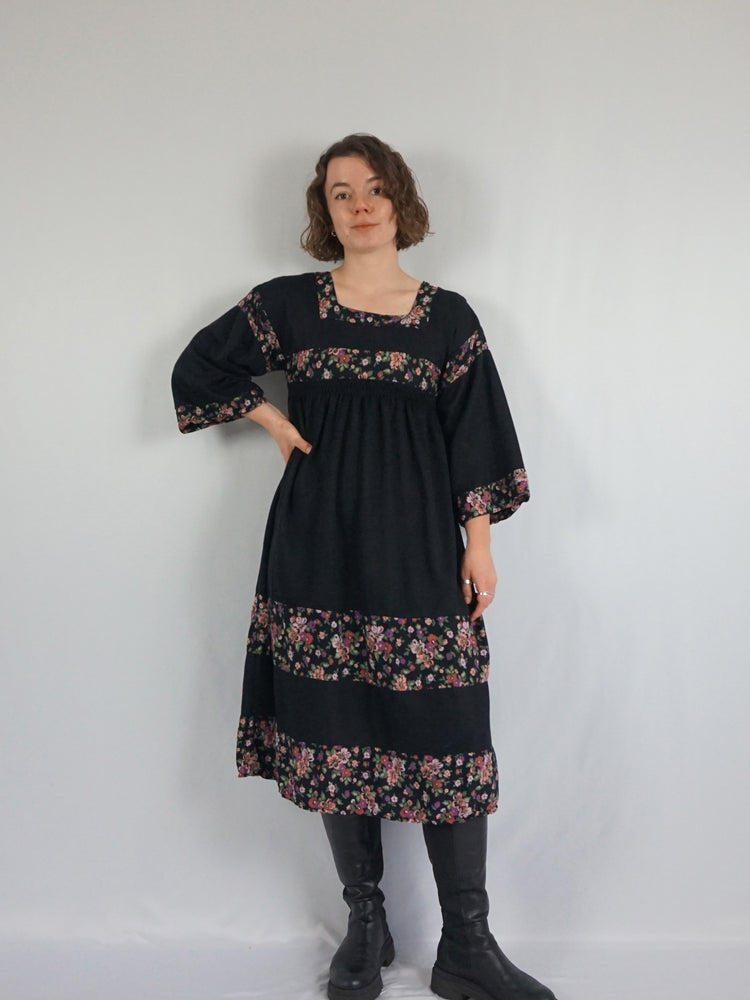 Kadix Tiered Midi Dress - S