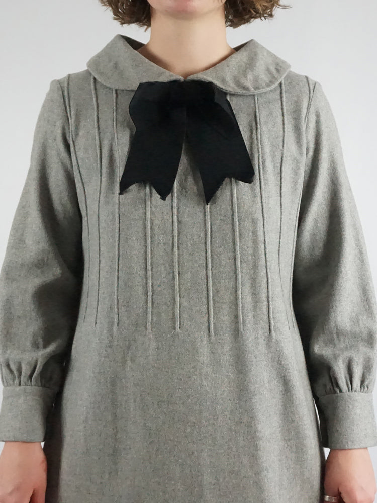 Grey Bow Mini Dress - M