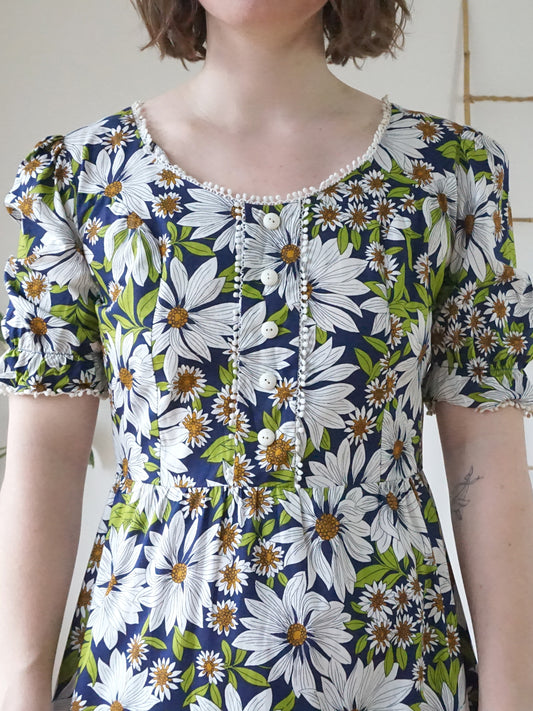 Daisy Patterned Cotton Dress - M