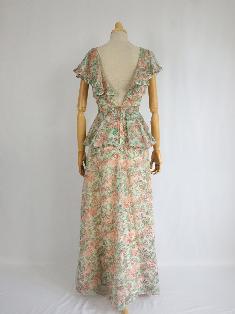 Floral Patterned Peplum Dress - XS