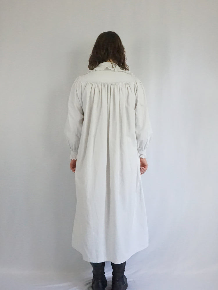 Antique Victorian Nightgown - S