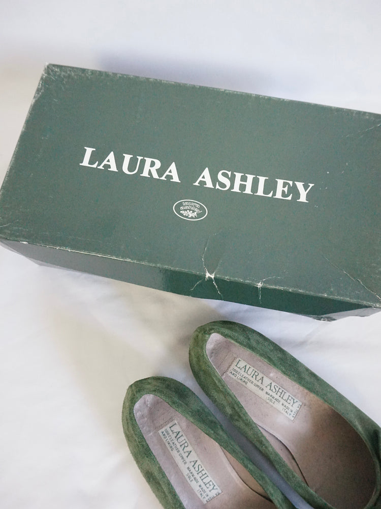 Laura Ashley Suede Bow Shoes - UK 5