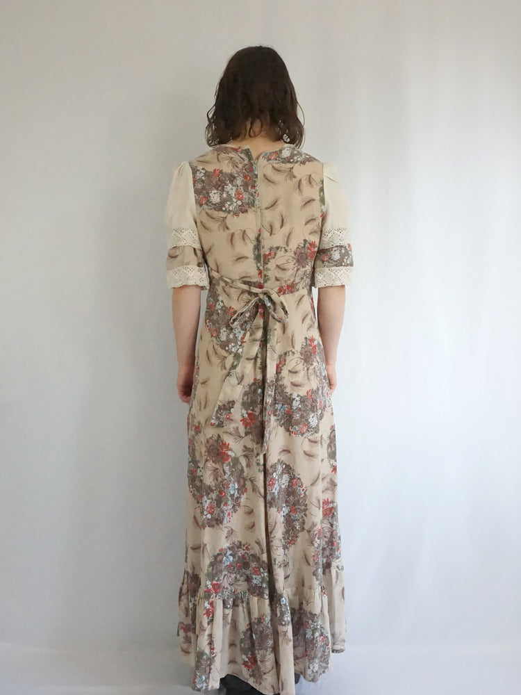 Feather Patterned Maxi Dress - S