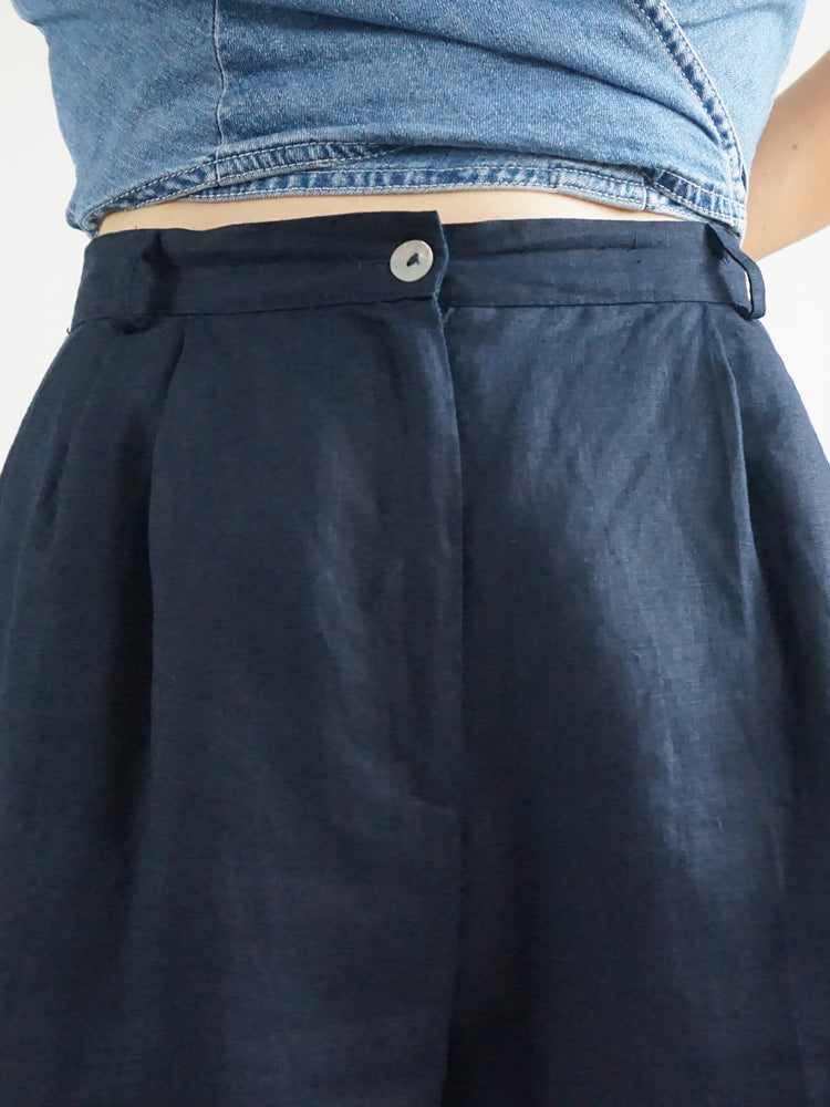 Laura Ashley Navy Linen Shorts - 27"