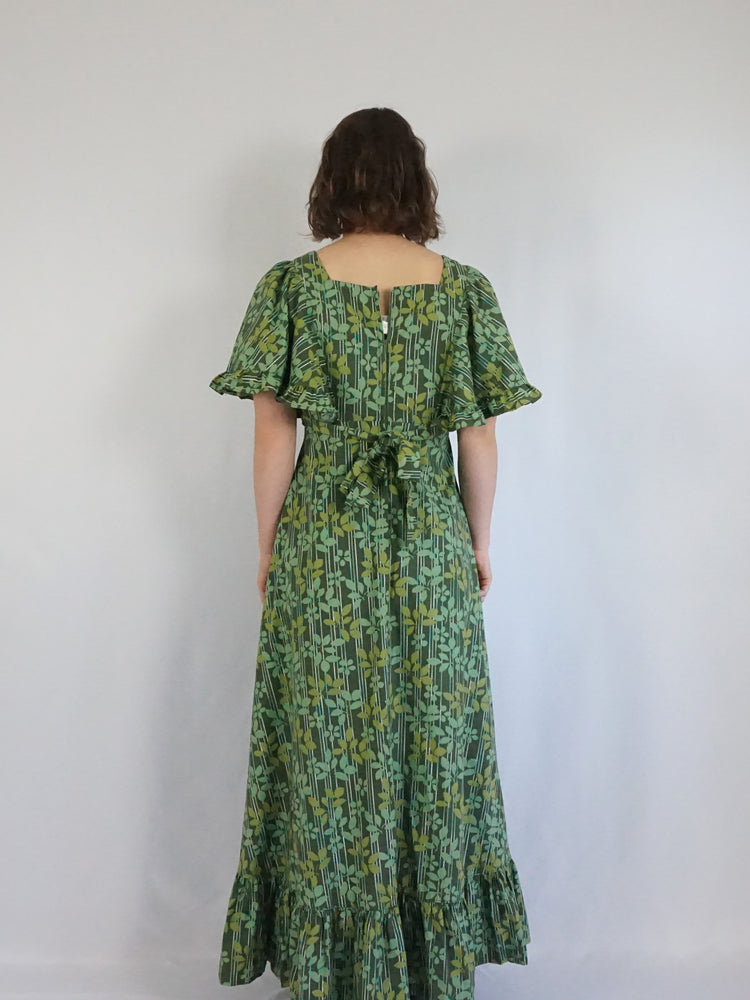 Leaf Patterned Maxi Dress - S