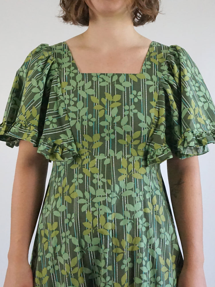 Leaf Patterned Maxi Dress - S