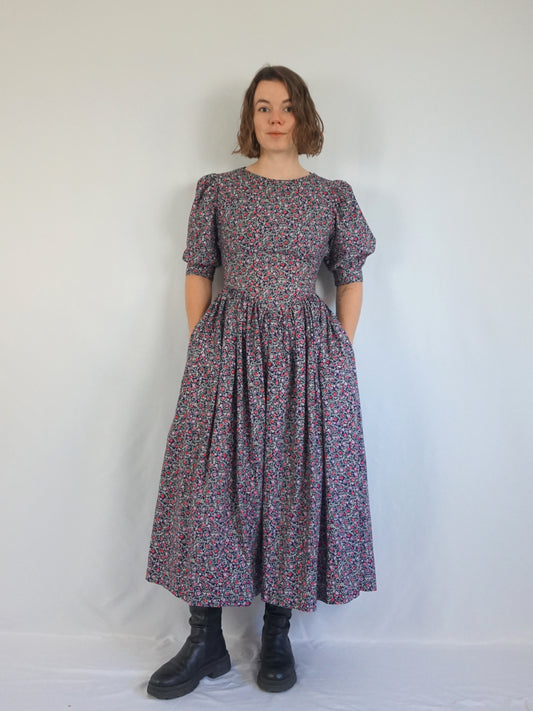 Ditsy Floral Puff Sleeve Dress - S