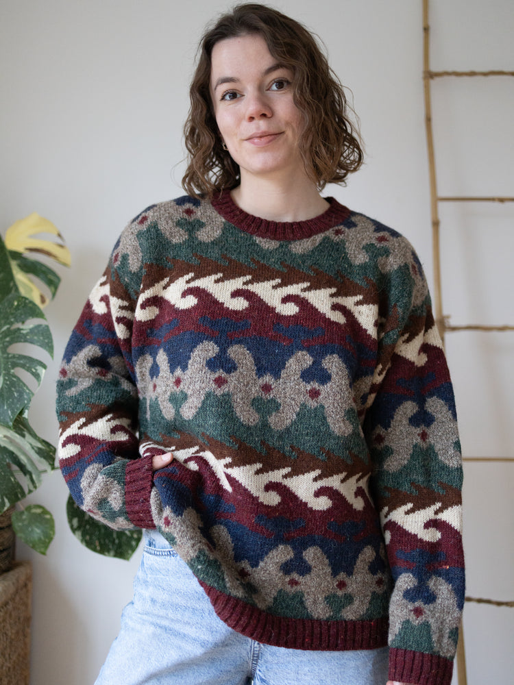 90s Burgundy Patterned Jumper - L
