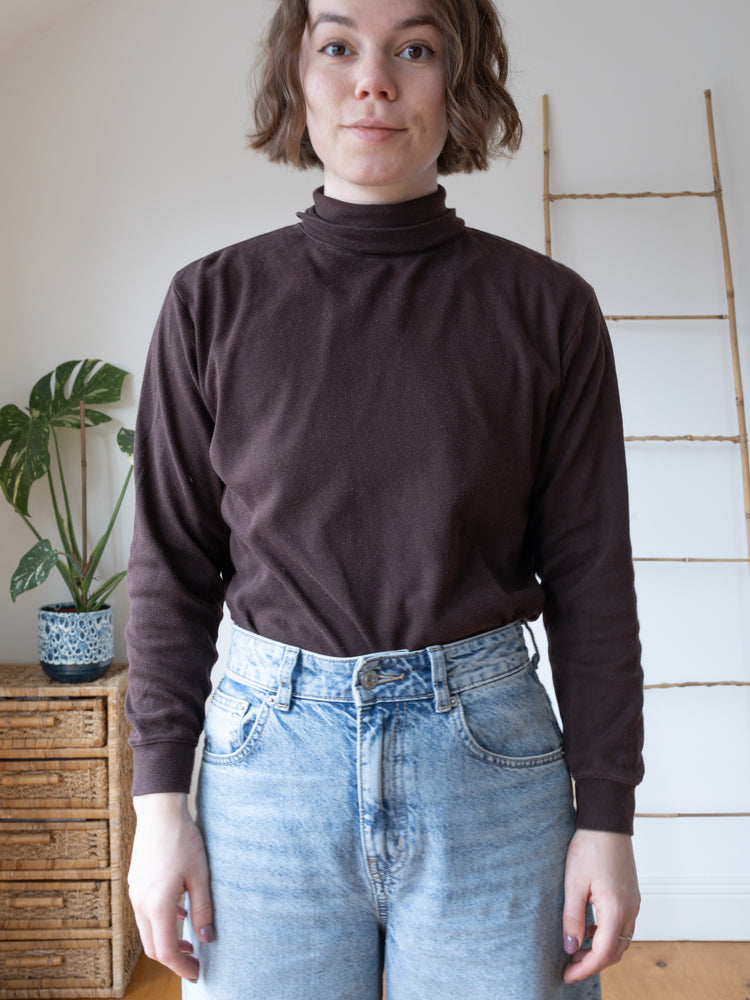 Chocolate Brown Turtleneck - M