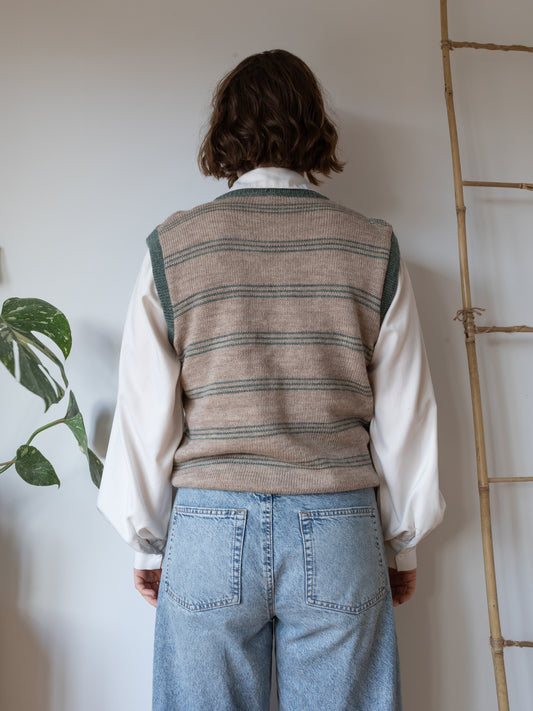 Striped Sweater Vest - M