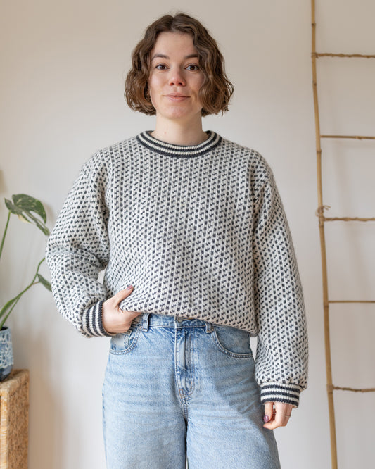 B&W Birdseye Patterned Jumper - M