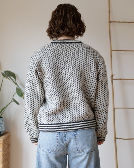 B&W Birdseye Patterned Jumper - M