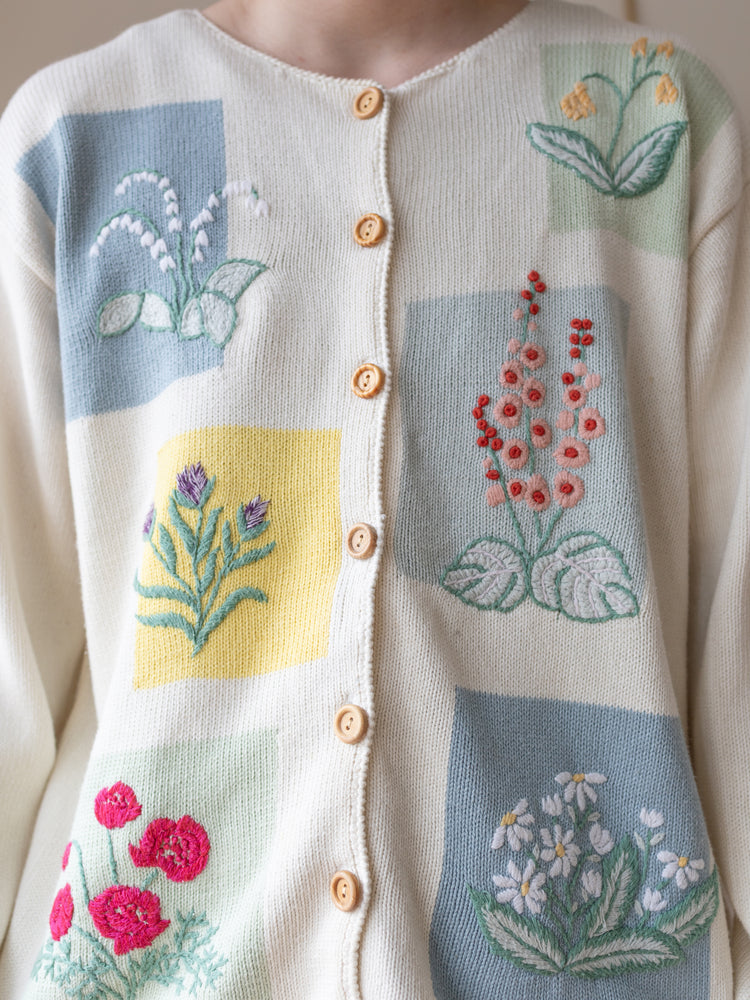 Floral Embroidered Cotton Cardigan - L