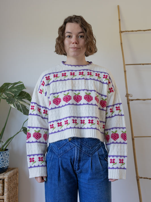 Cropped Strawberry Jumper - L