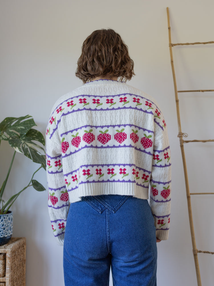 Cropped Strawberry Jumper - L