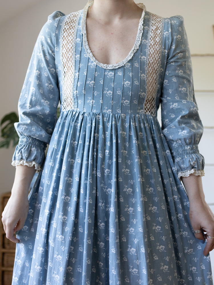 Laura Ashley Cornflower Blue Prairie Dress - S/M