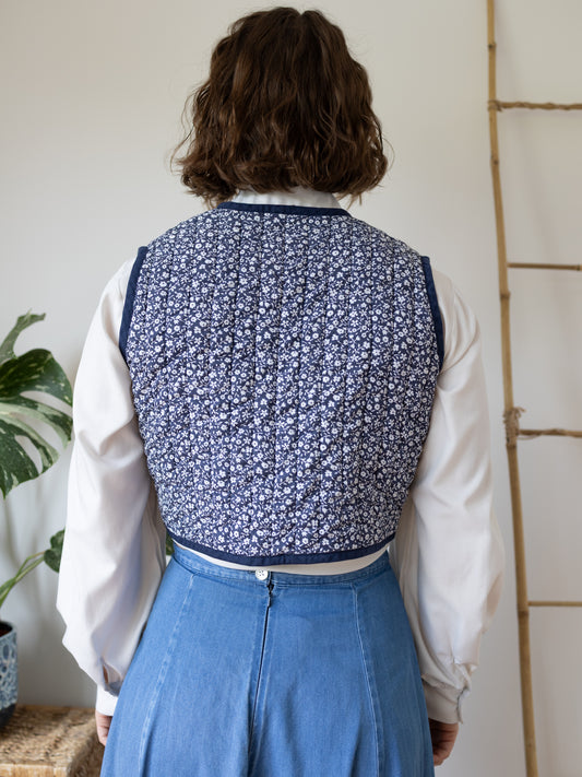 Ditsy Floral Quilted Vest - S