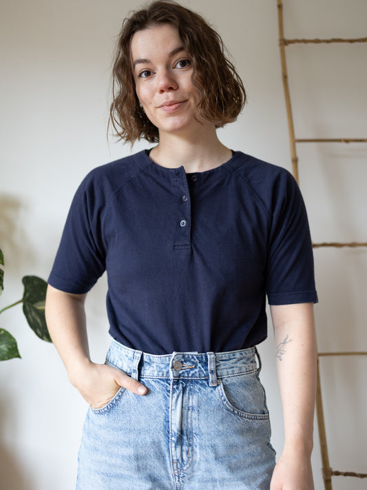 Laura Ashley Casual Navy T-Shirt - M