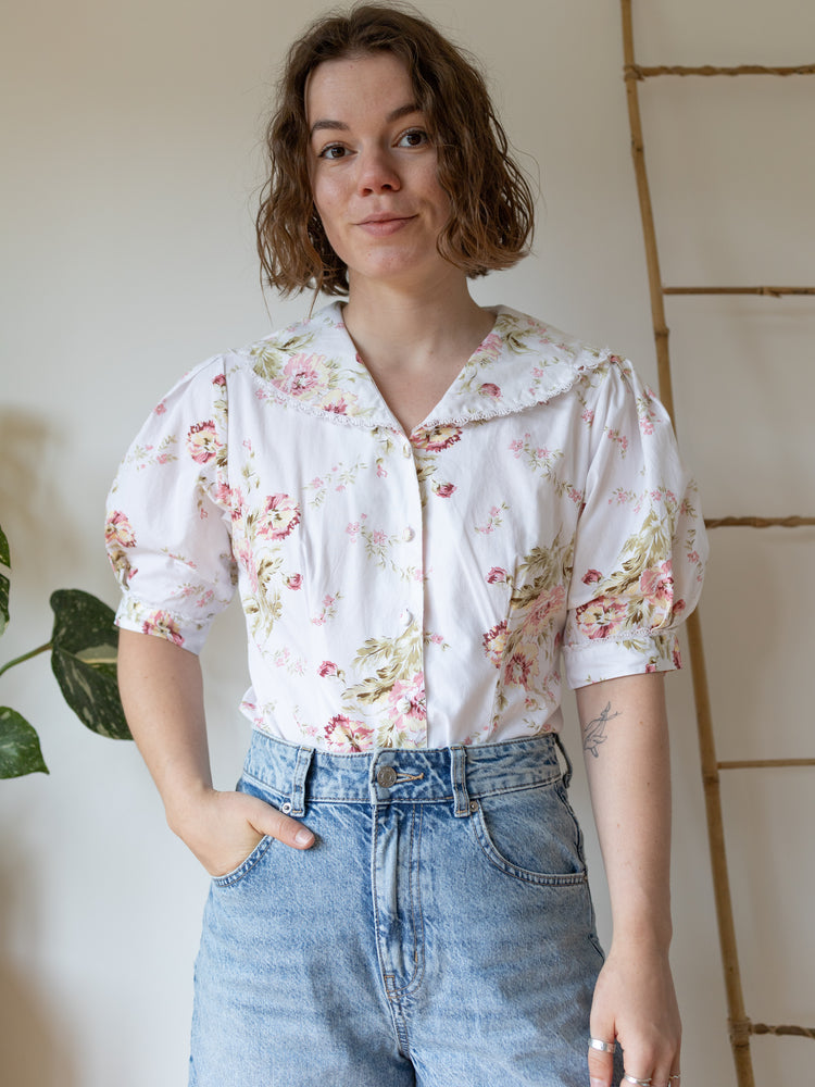 Laura Ashley Peter Pan Collar Shirt - M