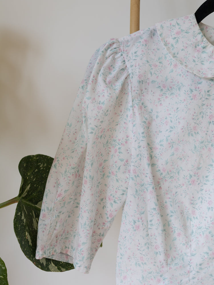 Laura Ashley White Ditsy Floral Peter Pan Collar Blouse - XS
