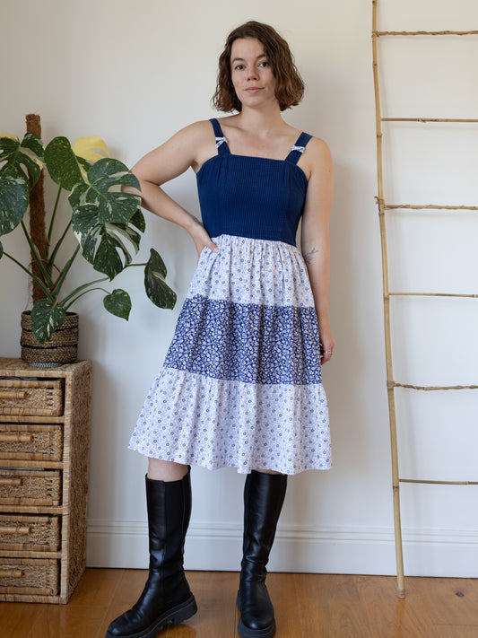 70s Navy Ditsy Floral Tiered Midi Dress - S