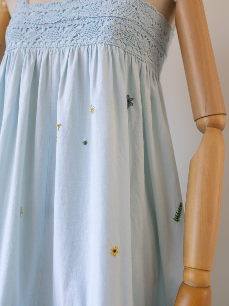 70s Laura Ashley Hand-Embroidered Crochet Dress - XS