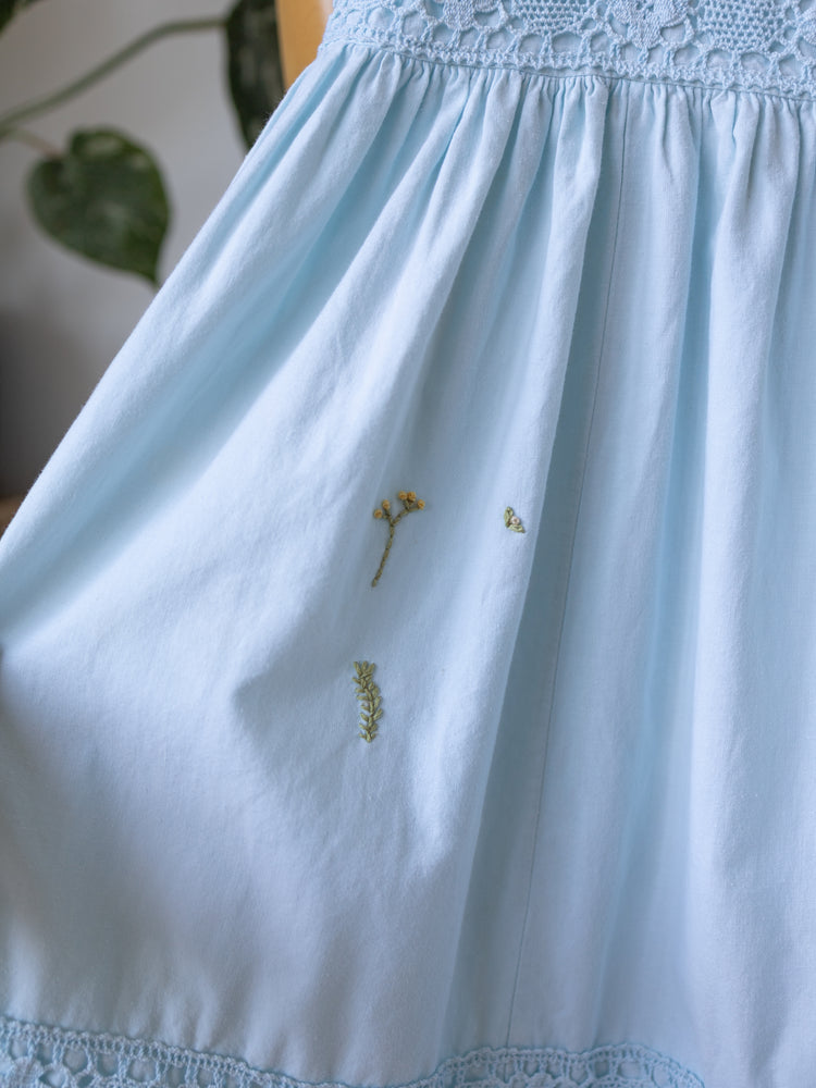70s Laura Ashley Hand-Embroidered Crochet Dress - XS