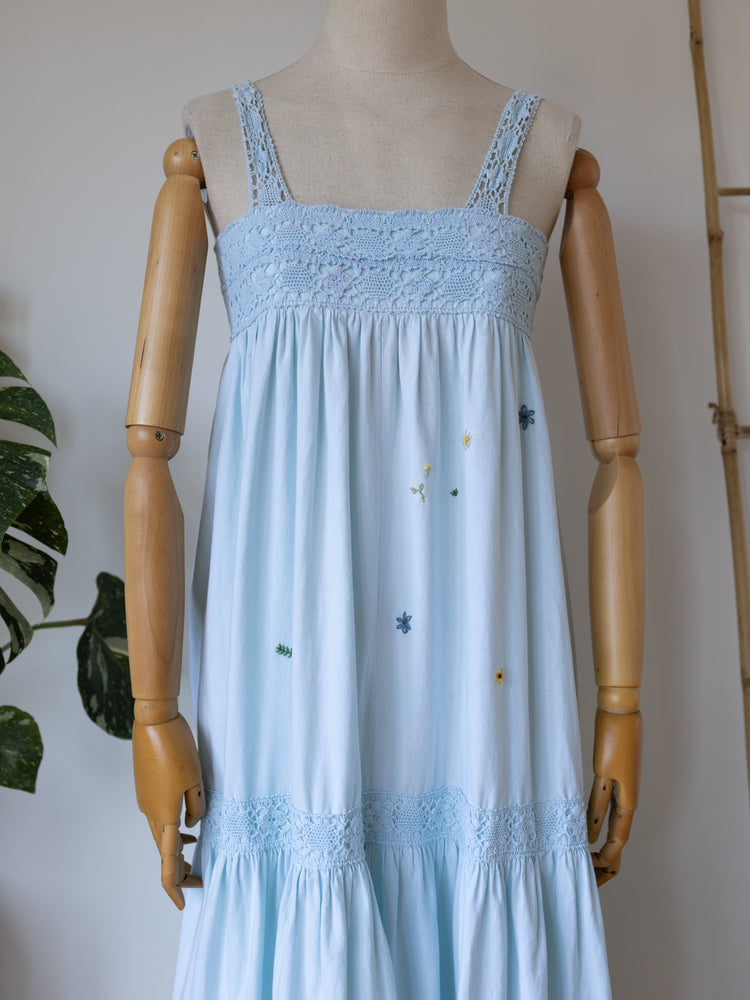 70s Laura Ashley Hand-Embroidered Crochet Dress - XS